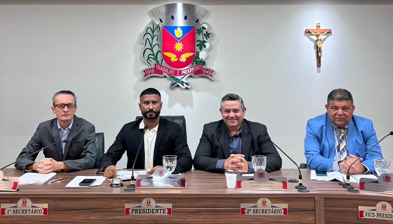 MESA DIRETORA 2025-2026